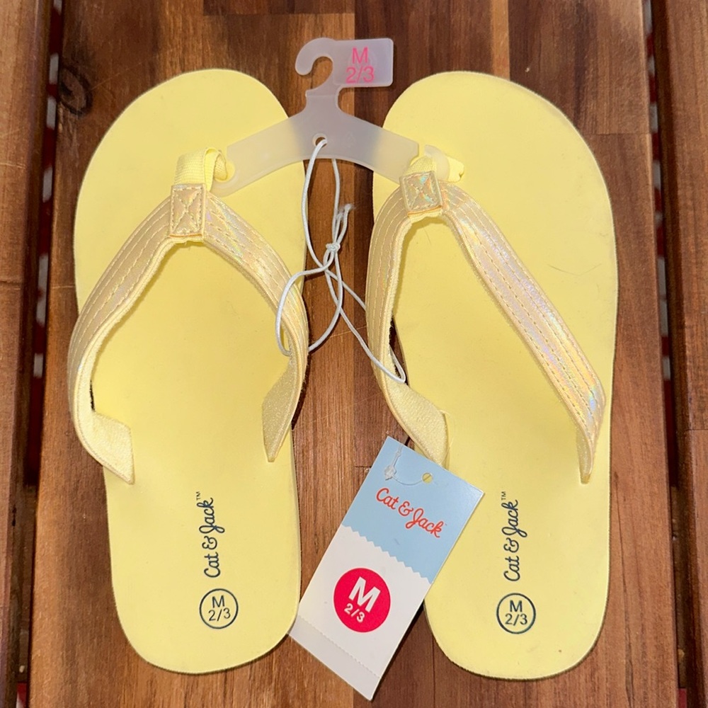 SOLD Cat & Jack Yellow Flip Flops Kids Medium 2/3
